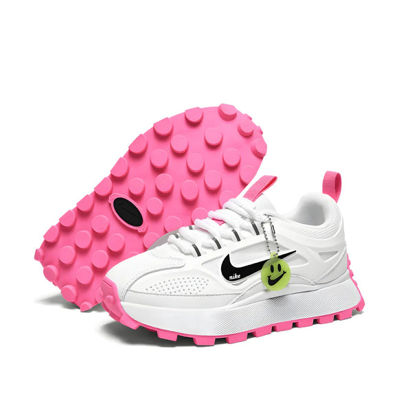 Nike Bailleli White and pink